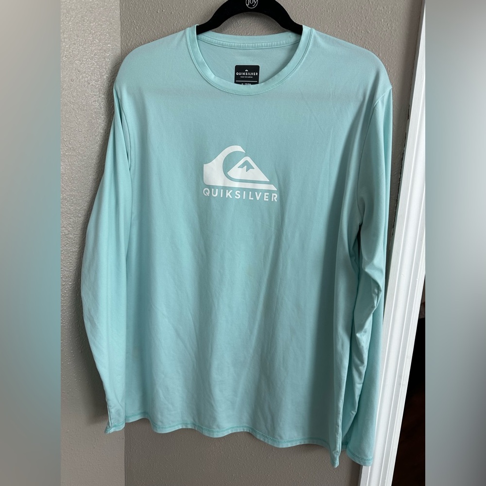 Quiksilver Men's Aqua Long Sleeve Tee
